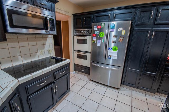 13400 Frenchglen Avenue, Bakersfield, CA 93314