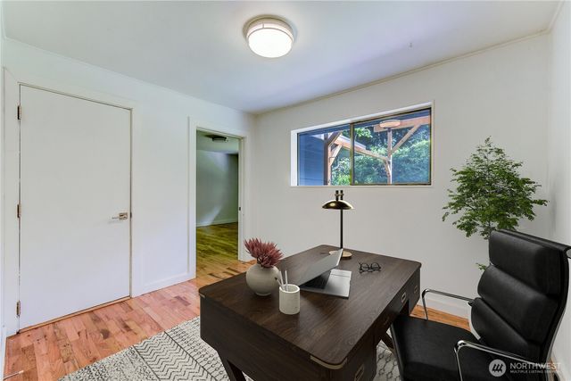 1010 Main Street, Edmonds, WA 98020