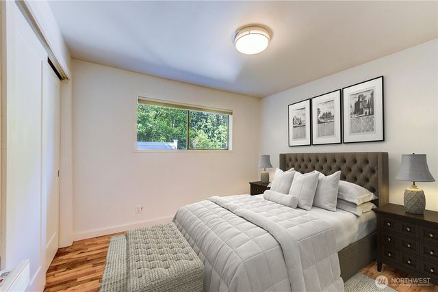 1010 Main Street, Edmonds, WA 98020