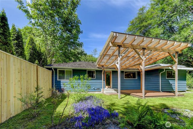 1010 Main Street, Edmonds, WA 98020
