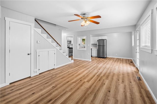574 S Sang Avenue, Fayetteville, AR 72701