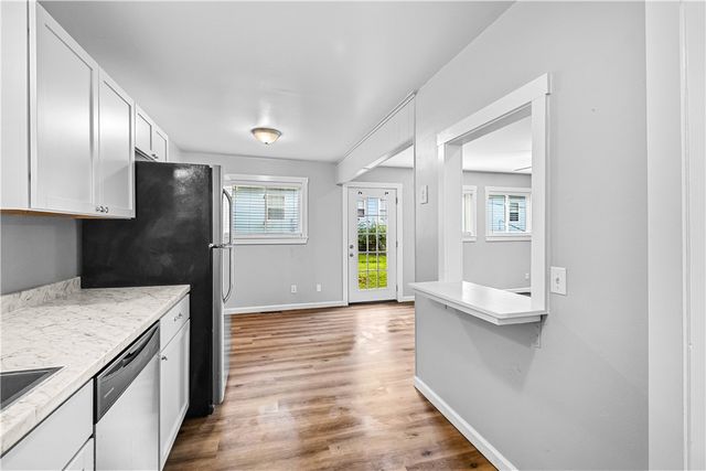 574 S Sang Avenue, Fayetteville, AR 72701