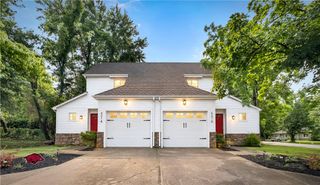 574 S Sang Avenue, Fayetteville, AR 72701