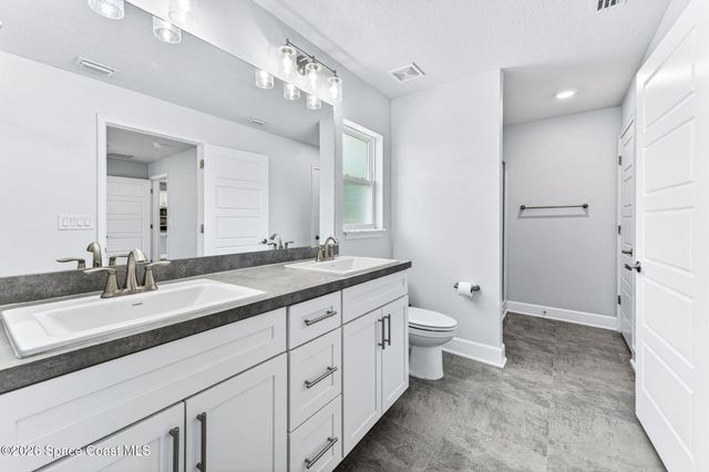 717 Gelaso Street SW, Palm Bay, FL 32908