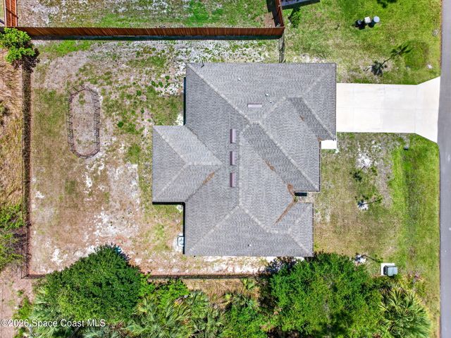717 Gelaso Street SW, Palm Bay, FL 32908