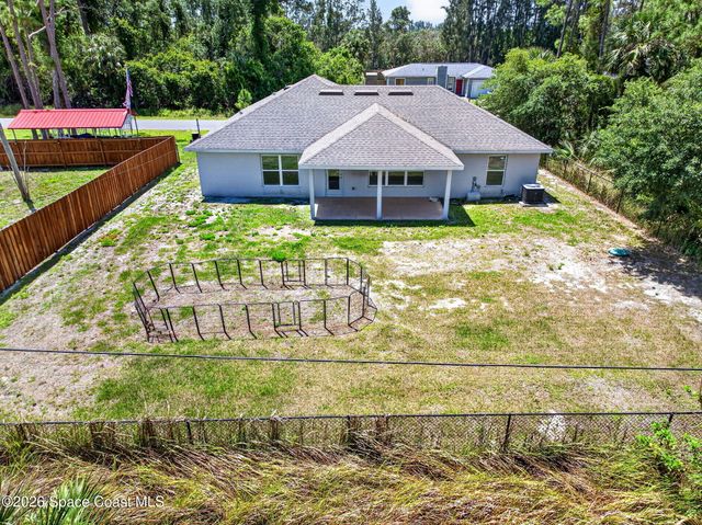717 Gelaso Street SW, Palm Bay, FL 32908