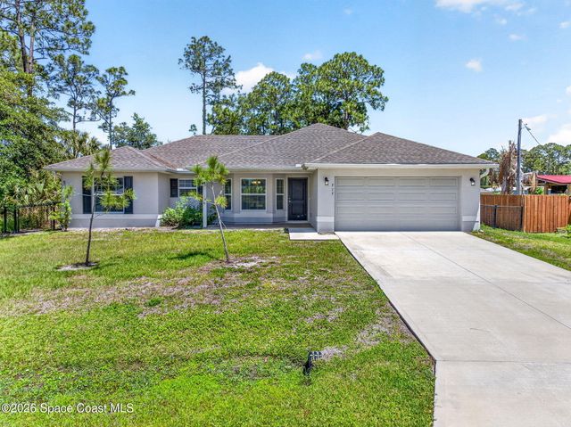 717 Gelaso Street SW, Palm Bay, FL 32908