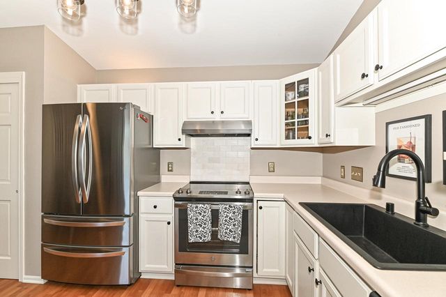 S83W19560 Apollo DRIVE, Muskego, WI 53150