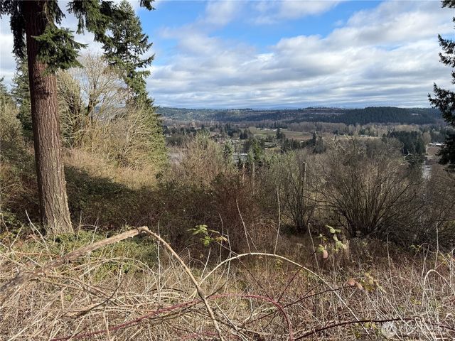 11603 Jennifer Court E, Puyallup, WA 98374