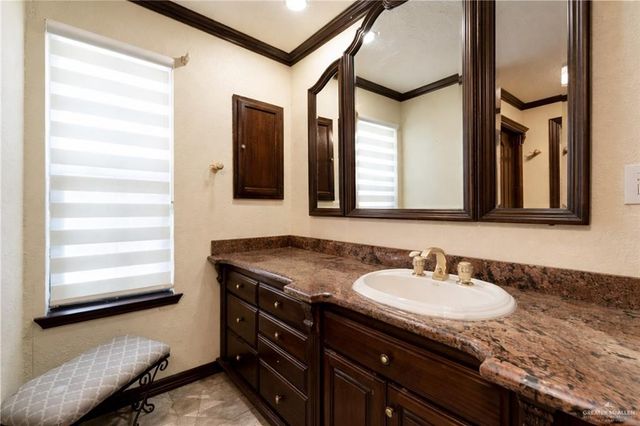 2310 E 19th Street, Mission, TX 78572