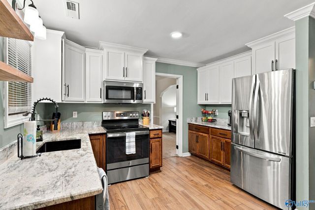4410 Dogwood Drive SW, Decatur, AL 35603