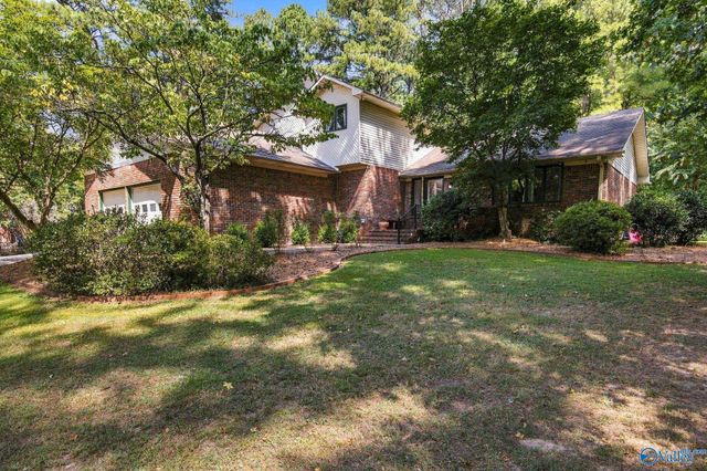 4410 Dogwood Drive SW, Decatur, AL 35603