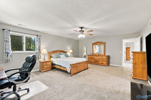 4410 Dogwood Drive SW, Decatur, AL 35603