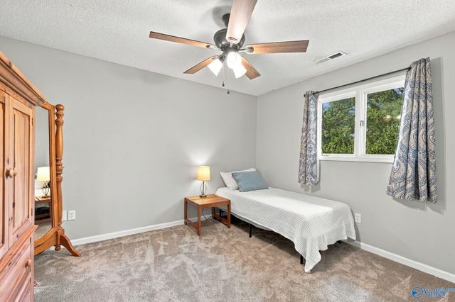 4410 Dogwood Drive SW, Decatur, AL 35603