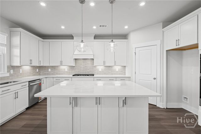 363 Aidens Bluff, Hoschton, GA 30548