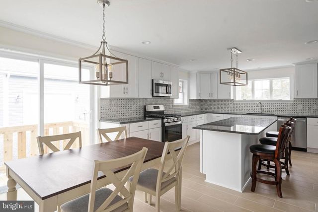 32 BROAD ST, Greenwood, DE 19950