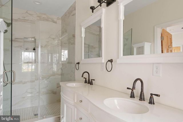 32 BROAD ST, Greenwood, DE 19950