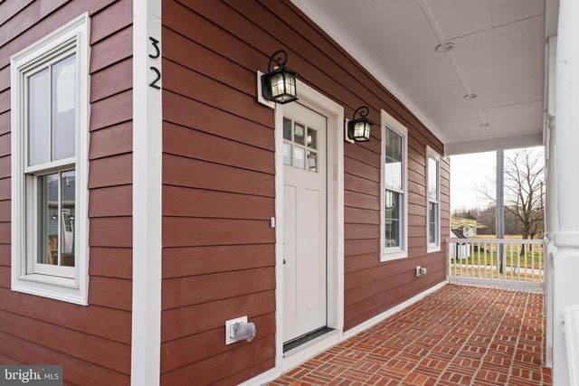 32 BROAD ST, Greenwood, DE 19950