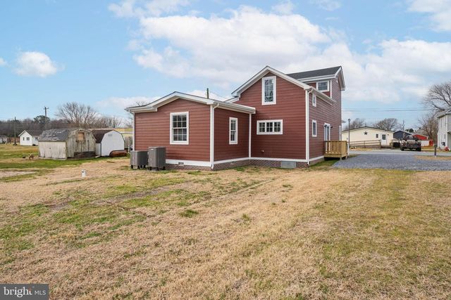 32 BROAD ST, Greenwood, DE 19950