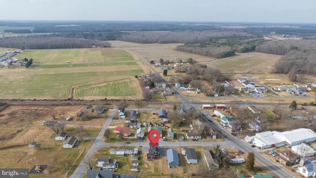 32 BROAD ST, Greenwood, DE 19950