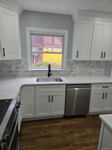 321 Oakford Street, West Hempstead, NY 11552