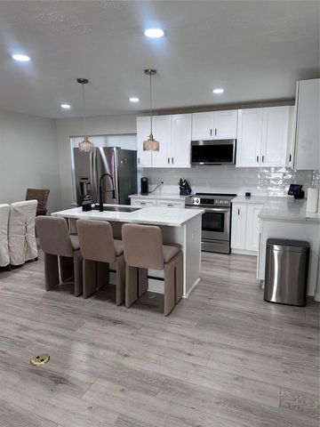 13215 Crim Road, Houston, TX 77049