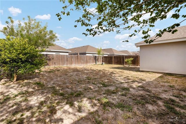 3421 Dessert Inn Drive, Edinburg, TX 78541