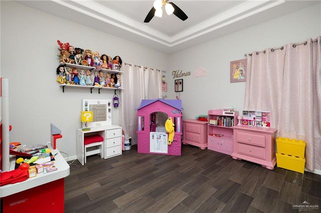 3421 Dessert Inn Drive, Edinburg, TX 78541