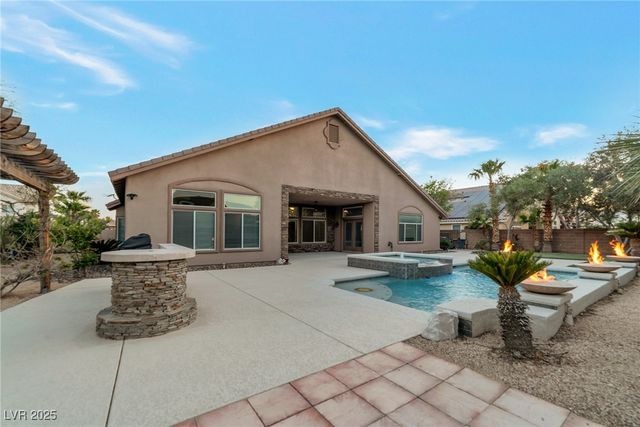 6012 Chessington Avenue, Las Vegas, NV 89131