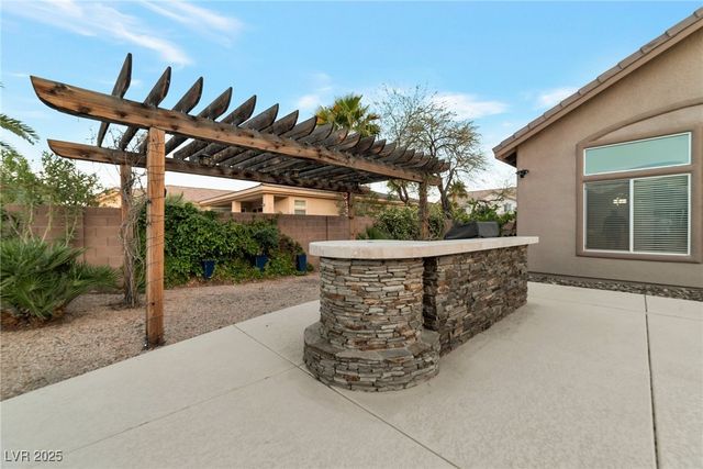 6012 Chessington Avenue, Las Vegas, NV 89131