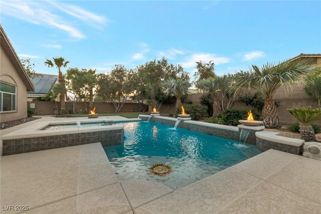 6012 Chessington Avenue, Las Vegas, NV 89131