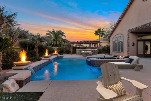 6012 Chessington Avenue, Las Vegas, NV 89131