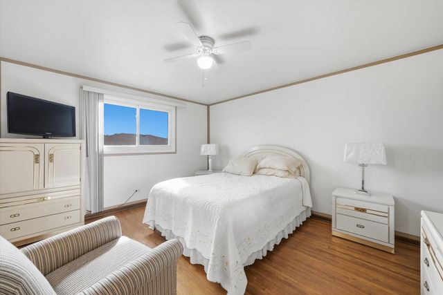 6252 157th Street, Oak Forest, IL 60452