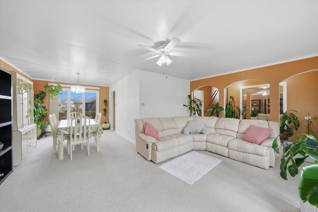 6252 157th Street, Oak Forest, IL 60452