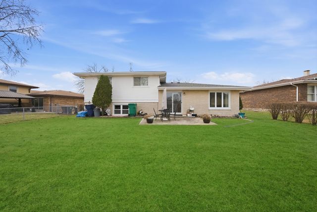 6252 157th Street, Oak Forest, IL 60452