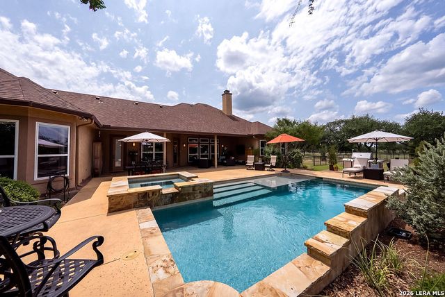 1195 Rio Brazos, Boerne, TX 78006