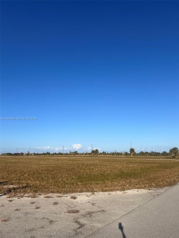 7 Mango CT, Port Charlotte, FL 33946