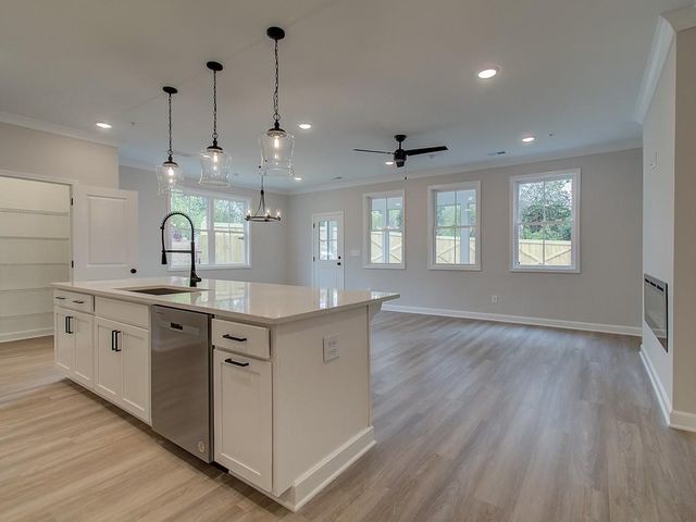 341 Colsen Drive, Acworth, GA 30102