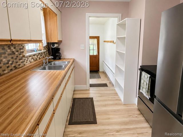 6621 Bunker Road, Burtchville, MI 48059