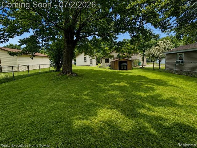 6621 Bunker Road, Burtchville, MI 48059