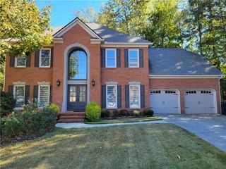 1090 Bentbrooke Court, Lawrenceville, GA 30043