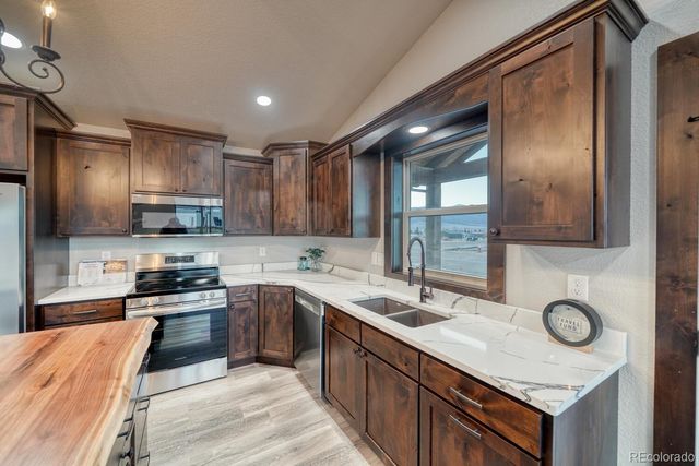 306 Fox Run E, Silver Cliff, CO 81252