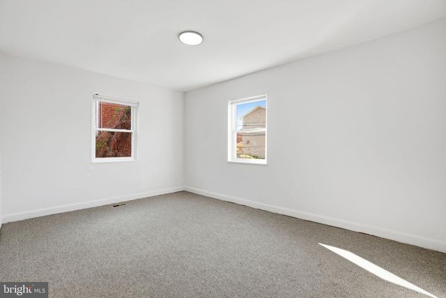 4240 FOOTE ST NE, Washington, DC 20019