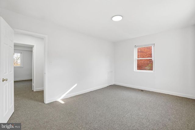 4240 FOOTE ST NE, Washington, DC 20019