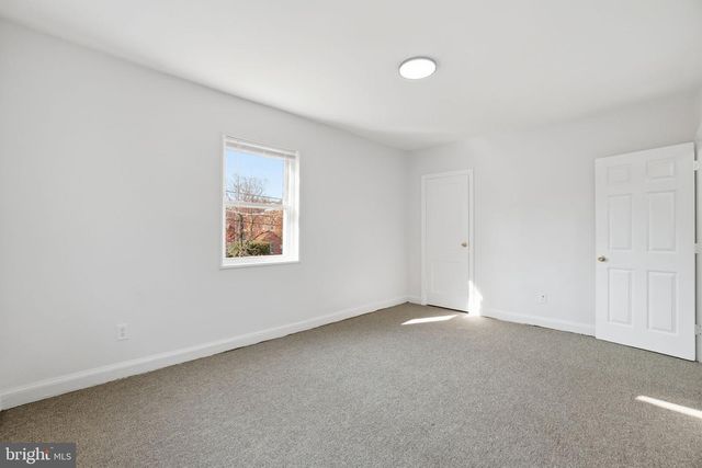 4240 FOOTE ST NE, Washington, DC 20019