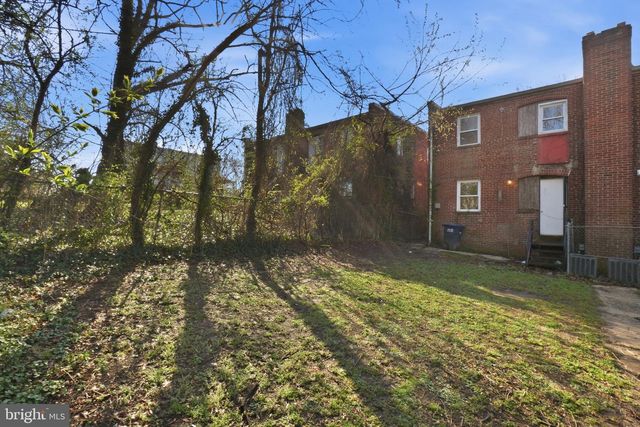 4240 FOOTE ST NE, Washington, DC 20019