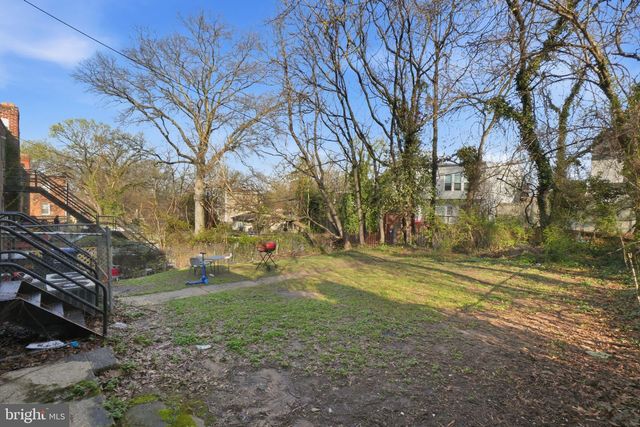 4240 FOOTE ST NE, Washington, DC 20019