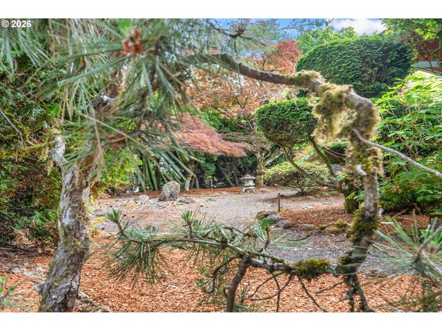 2355 Sw BALSAM Ave, Beaverton, OR 97005