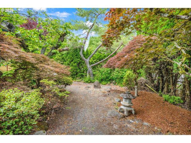 2355 Sw BALSAM Ave, Beaverton, OR 97005