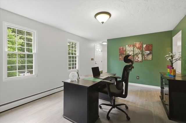 46 King St, Norfolk, MA 02056